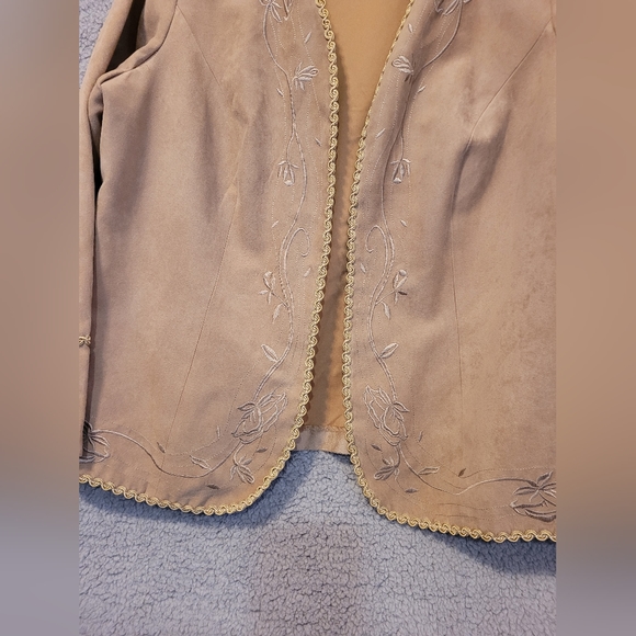 Dressbarn Women Jacket Brown Tan Light Long Sleeve Embroidered. Size 1X - Picture 4 of 8